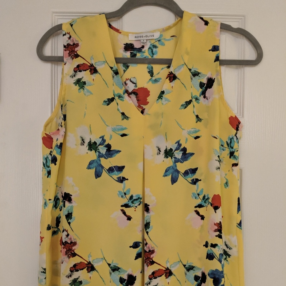 Rose + Olive Tank Top Floral Blouse Size S